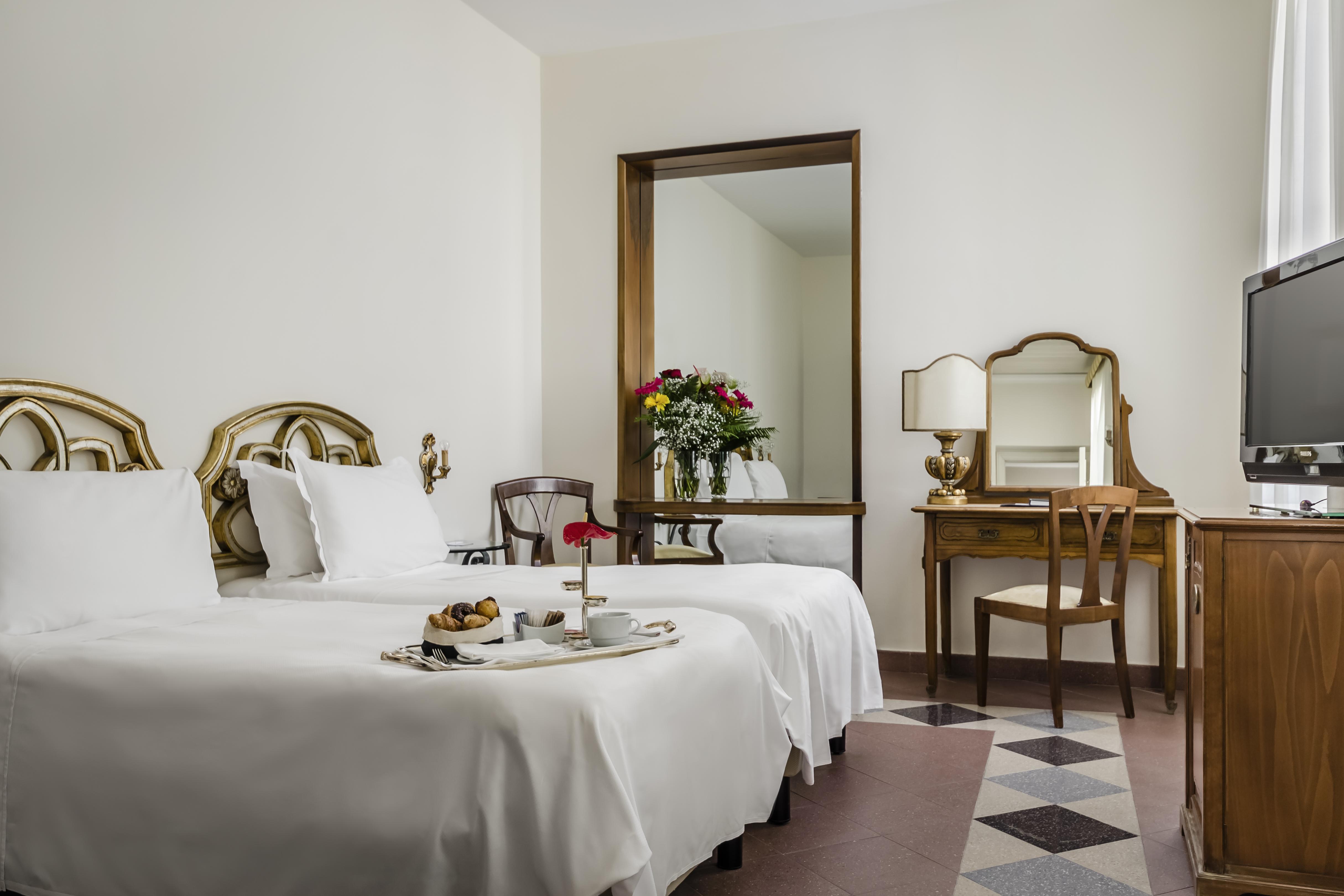 Eurostars Centrale Palace Hotel Palermo Esterno foto